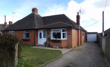 Oatlands Road, Shinfield, Reading Oatlands Road, Shinfield, Reading