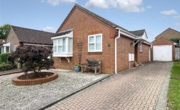 Sedgefield Close, Sonning Common