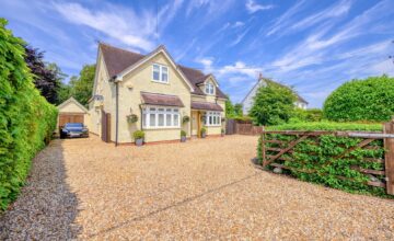 Grove Road, Sonning Common Grove Road, Sonning Common