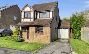 Sedgefield Close, Sonning Common