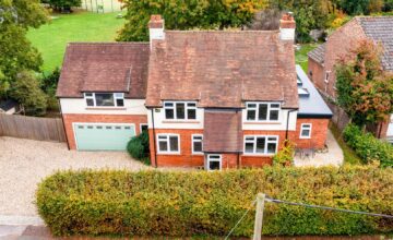 Tokers Green Lane, Kidmore End