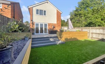 Pond End Road, Sonning Common