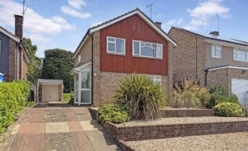 Churchill Crescent, Sonning Common