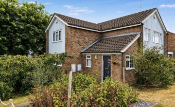 Pond End Road, Sonning Common